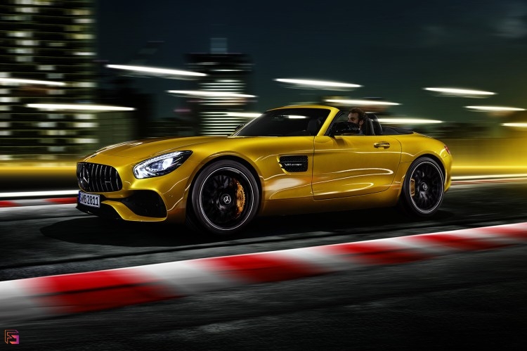 Mercedes-AMG GT S Roadster (Kraftstoffverbrauch kombiniert: 11,5 l/100 km; CO2-Emissionen kombiniert: 262 g/km); Exterieur: AMG solarbeam, AMG Carbon Paket Exterieur; Interieur: AMG Performance Sitze in Leder Exklusiv Nappa/Mikrofaser DINAMICA schwarz mit Kontrastziernaht gelb // Mercedes-AMG GT S Roadster ( fuel comsumption, combined: 11.5 l/100 km; combined CO2 emissions: 262 g/km); exterior: AMG solarbeam, AMG Exterior Carbon Package; interior: AMG Performance seats in Exclusive nappa leather/DINAMICA microfibre in black with yellow contrasting topstitching